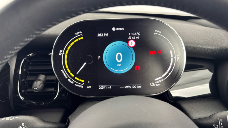 MINI Hatchback 135kW Cooper S Level 2 33kWh 3dr Auto Electric Hatchback